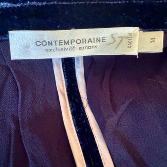 Simons Navy Blue Crushed Velvet Blazer - Picture 8 of 12